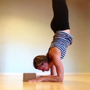 Me playing around with forearm balance. It helps teach you to keep those elbows in! 